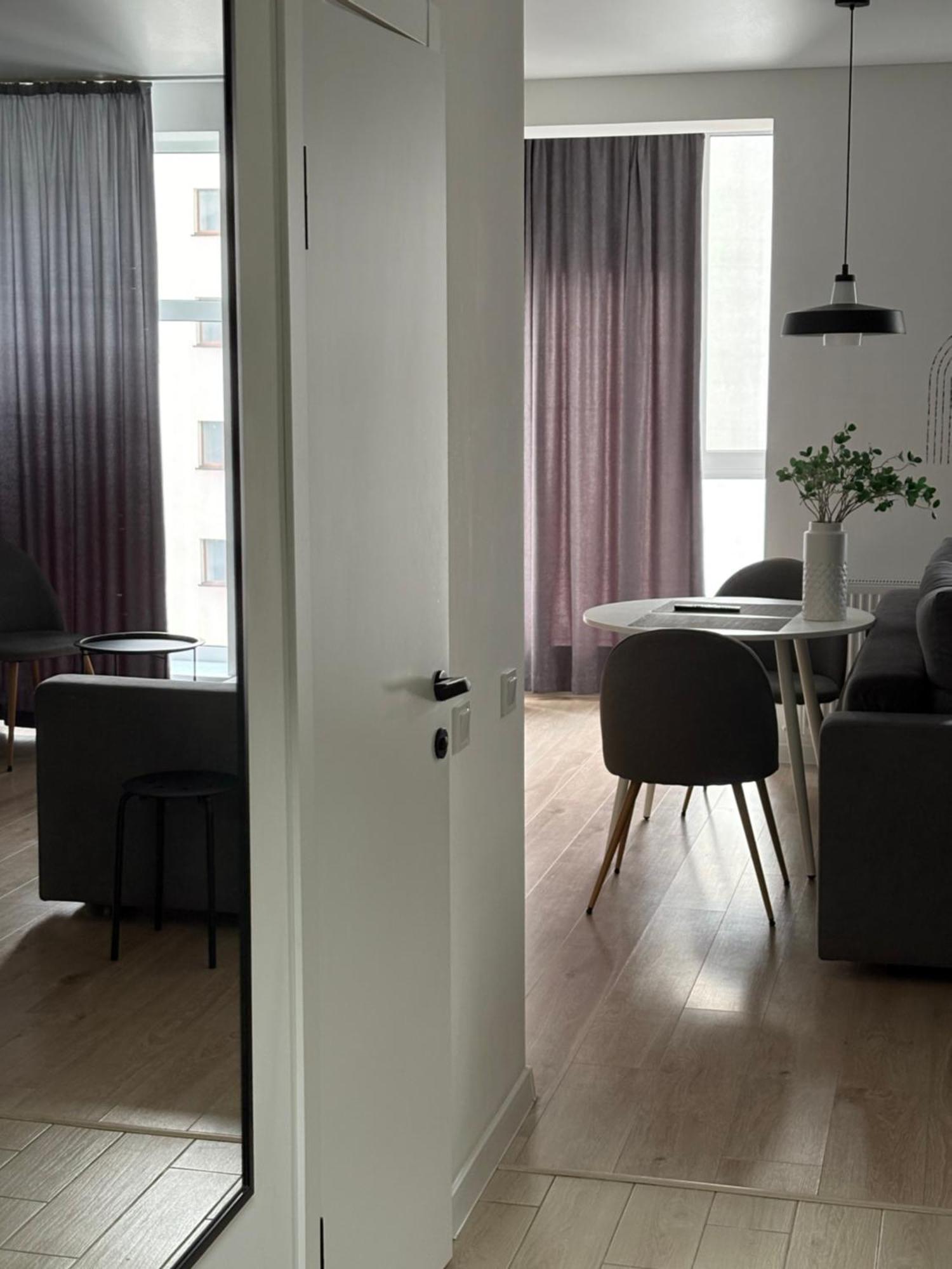 Modern Studio City Center Дуже Тепло! Netflix Khmelʼnytsʼkyy 외부 사진